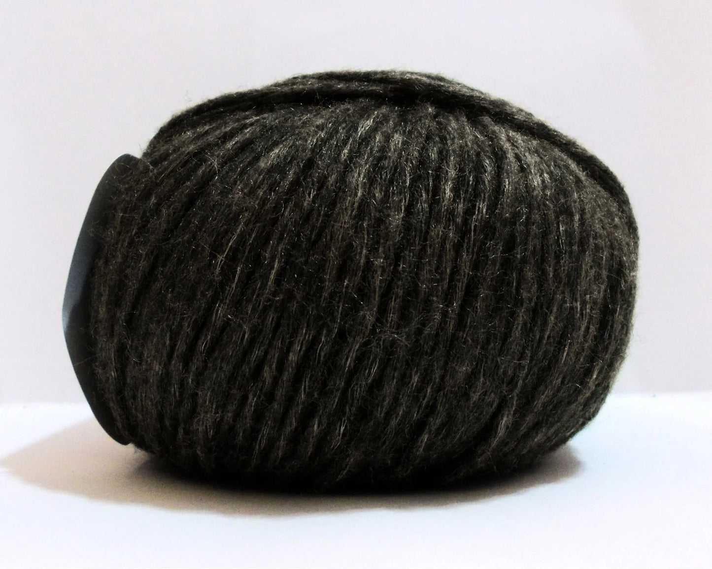 Nevel Solin Yarn – Soft Cotton Silk Merino Blend for Cardigans Tops and Spring Knitting